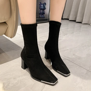 Метална квадратна глава, Нов стил на 2023 г., Еластични, удобни тънки обувки на висок ток, пролетно-есенни черни обикновена обувки за деца