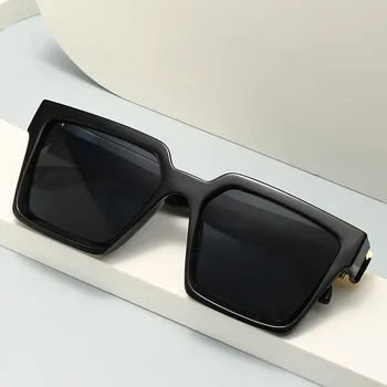 Нови слънчеви очила, дамска мода, ретро-тенденция, очила с квадратни рамки, Мрежа Red Street Shot, Слънчеви очила Shot, един и същ продукт
